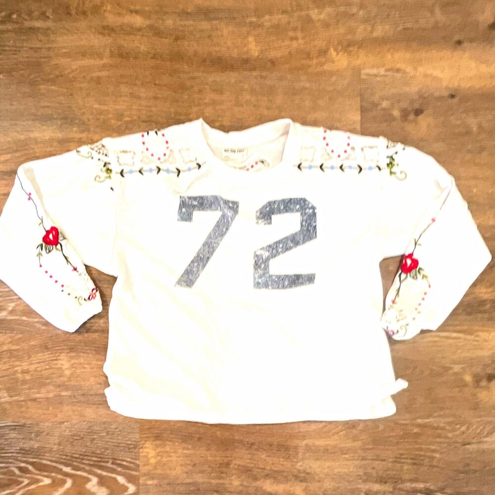 We The Free Womens White Knit Top Graphic Print Embroidered Lace LS Crew L
